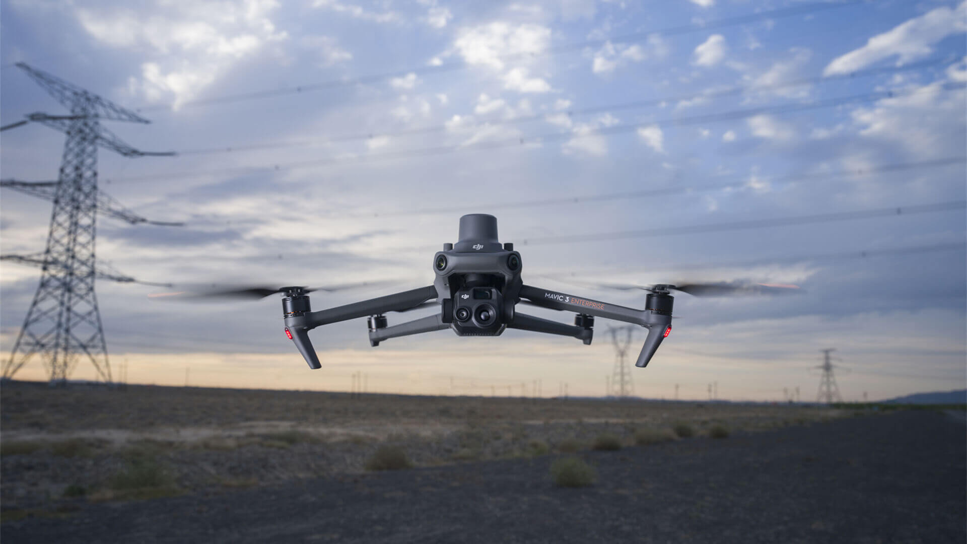 大疆 Mavic 3T 三摄集成